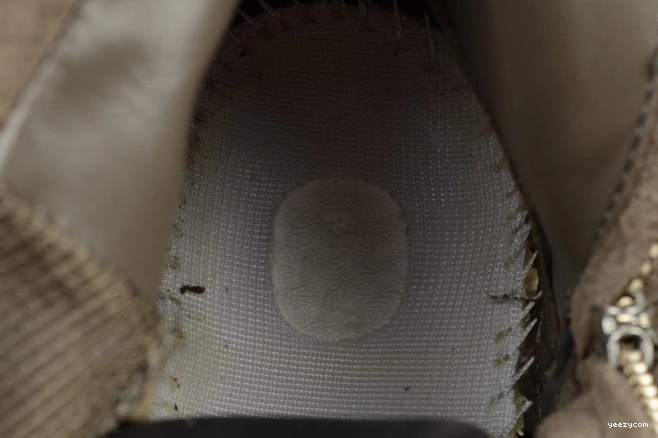 Boost adidas Brown BY2456 750 Light Yeezy 1123